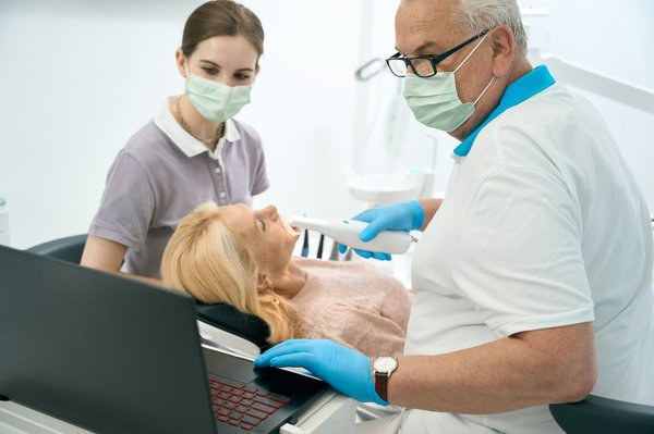 Service rapide et fiable : la clé du 16 à votre secours